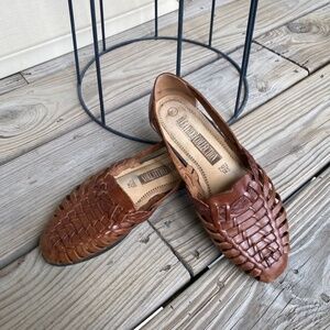 The Leather Collection Vintage Cut-Out Huarache Brown Leather Flats Sandals NWOB